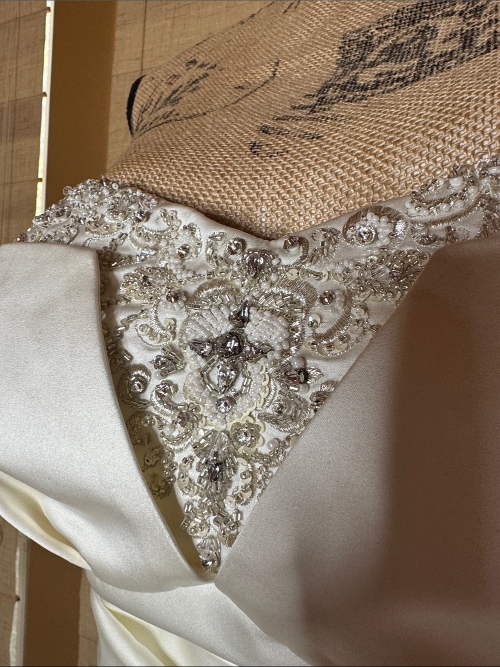 Eden Bridals Ivory Strapless Wedding Gown Size 10 Beaded Sweetheart Neckline - Picture 8 of 16